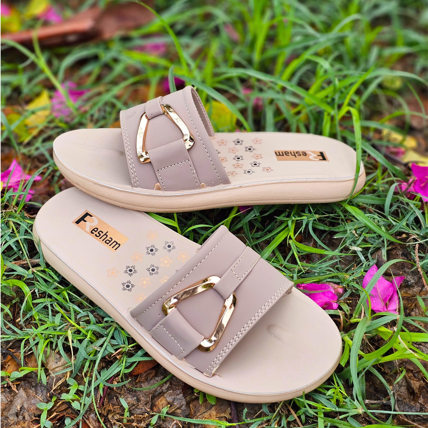 Chines Buckle Women's Slides | RC 01